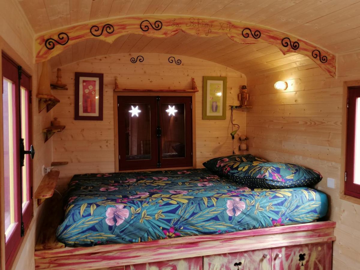 Balad'Ane Bed and Breakfast Flachères Exteriör bild